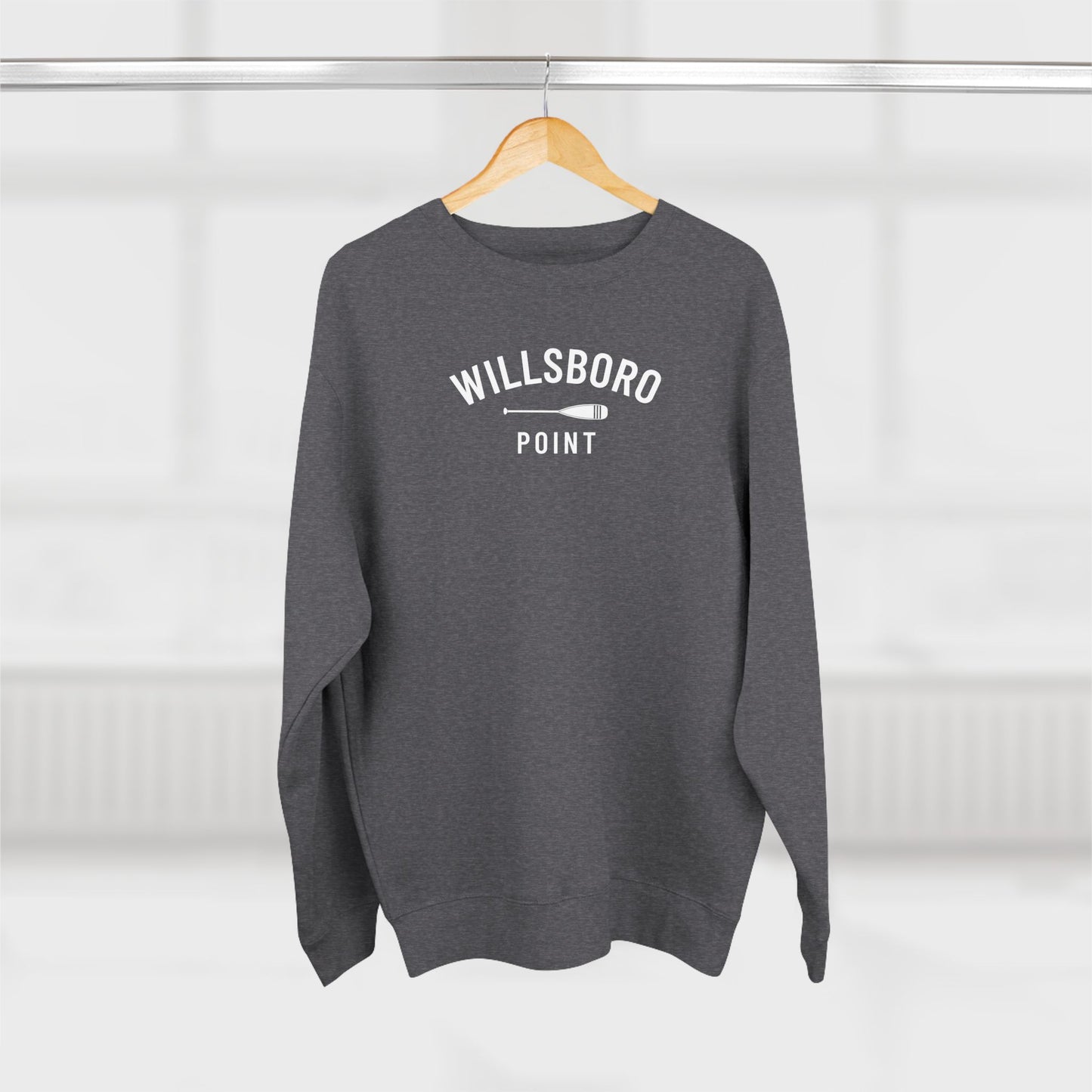 WILLSBORO POINT- white print Lane Seven Crew Sweatshirt